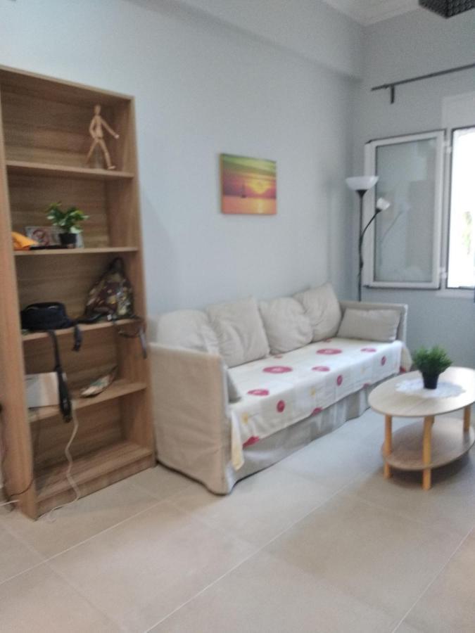Central Town House 60M2**** El Pireo Exterior foto